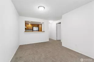 134 116th St, Seattle, WA 98146 - Photo 9