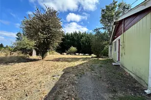 404 Edwards St NW, Yelm, WA 98597 - Photo 17