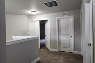 906 Burton Ray St NE, Lacey, WA 98516 - Photo 5