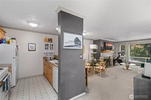 163 Etruria St, Seattle, WA 98109 - Photo 29