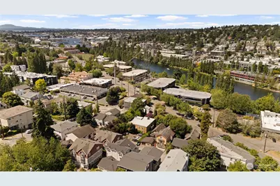 163 Etruria Street, Seattle, WA 98109 - Photo 35
