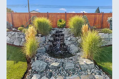 8203 Woodland Avenue E, Puyallup, WA 98371 - Photo 3