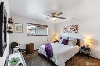8203 Woodland Avenue E, Puyallup, WA 98371 - Photo 33