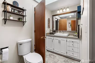 8203 Woodland Avenue E, Puyallup, WA 98371 - Photo 23