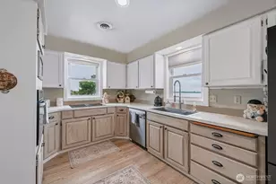 2512 W Marina Dr, Moses Lake, WA 98837 - Photo 9