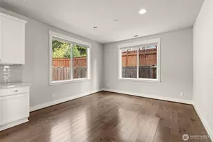 9818 NE 162nd St, Bothell, WA 98011 - Photo 7