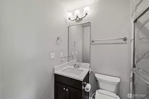 9818 NE 162nd St, Bothell, WA 98011 - Photo 23