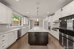 9818 NE 162nd St, Bothell, WA 98011 - Photo 5