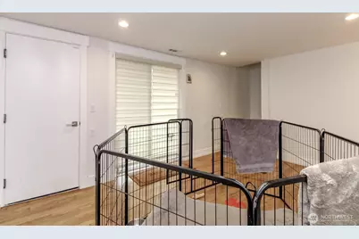 2000 NE 27th Street, Renton, WA 98056 - Photo 25