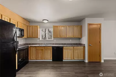 10790 16th Avenue SW, Seattle, WA 98146 - Photo 11