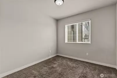 10790 16th Avenue SW, Seattle, WA 98146 - Photo 5