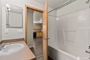 10790 16th Ave SW, Seattle, WA 98146 - Photo 9