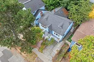 3831 Bagley Ave N, Seattle, WA 98103 - Photo 9