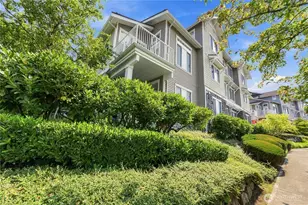 1601 NE Katsura St, Issaquah, WA 98029 - Photo 1