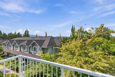 1601 NE Katsura Street #101, Issaquah, WA 98029 - Photo 11