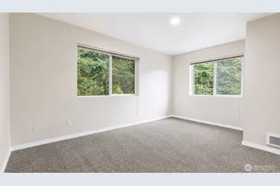 13367 Ambaum Boulevard SW, Burien, WA 98146 - Photo 19