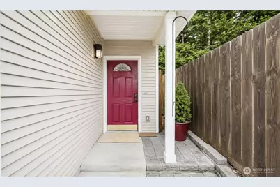 13367 Ambaum Boulevard SW, Burien, WA 98146 - Photo 3