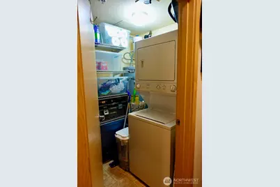 3333 Wallingford Avenue N #307, Seattle, WA 98103 - Photo 15