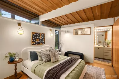 13347 12th Avenue NE, Seattle, WA 98125 - Photo 17