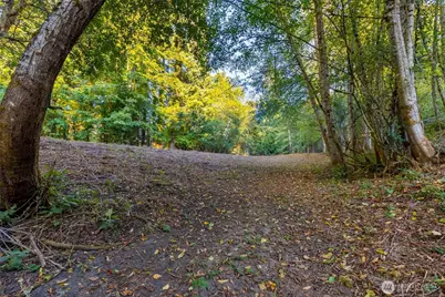 1160 Beach Drive, Port Orchard, WA 98366 - Photo 5