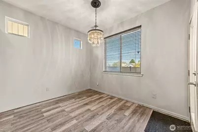 20523 5th Avenue Ct E, Spanaway, WA 98387 - Photo 11