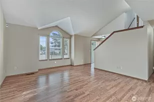 19818 10th Ave Ct E, Spanaway, WA 98387 - Photo 3