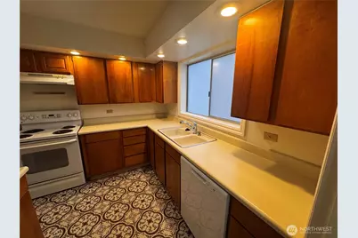 10131 3rd Avenue NW #A, Seattle, WA 98177 - Photo 17