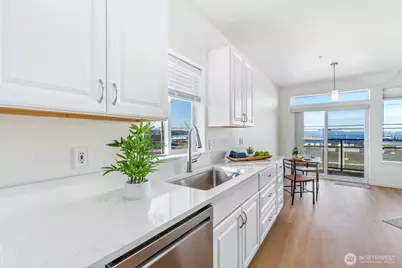 2420 Grand Avenue #102, Everett, WA 98201 - Photo 13