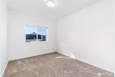 2420 Grand Avenue #102, Everett, WA 98201 - Photo 23