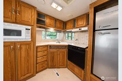 16302 Village Drive SE, Rainier, WA 98576 - Photo 15