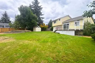 19805 E 122nd St, Bonney Lake, WA 98391 - Photo 11
