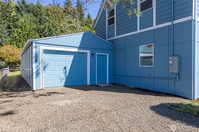 1905 Riverside Avenue, Hoquiam, WA 98550 - Photo 3