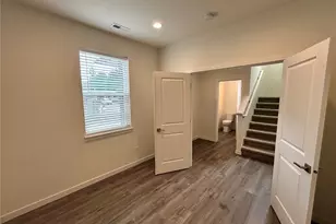 2708 Alderbrook Ct N, Puyallup, WA 98374 - Photo 11