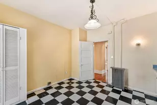 700 Warren Ave N, Seattle, WA 98109 - Photo 13
