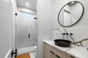 246 5th Ave W, Kirkland, WA 98033 - Photo 13