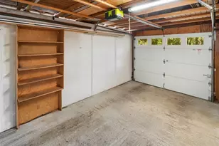 8015 42nd Ave NE, Seattle, WA 98115 - Photo 35