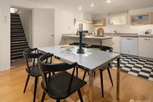 8015 42nd Ave NE, Seattle, WA 98115 - Photo 21