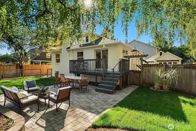 8015 42nd Avenue NE, Seattle, WA 98115 - Photo 1