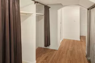 8015 42nd Ave NE, Seattle, WA 98115 - Photo 27