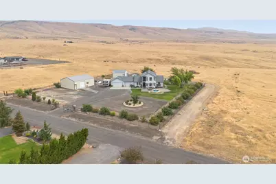 511 Saint Hilaire Road, Yakima, WA 98901 - Photo 3