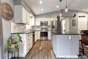 13017 25th Ave SE, Everett, WA 98208 - Photo 9