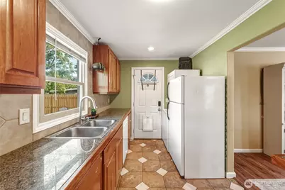 222 NW 6th, Milton-Freewater, OR 97862 - Photo 7