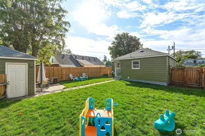 222 NW 6th, Milton-Freewater, OR 97862 - Photo 17