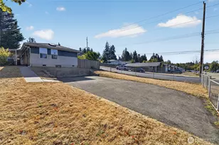 1105 S I St, Port Angeles, WA 98363 - Photo 3