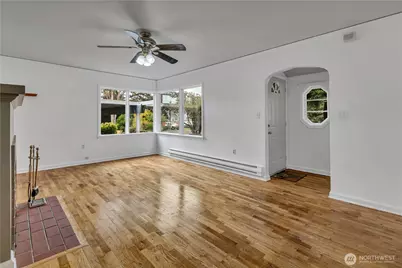 10019 Oak Lane SW, Lakewood, WA 98499 - Photo 3