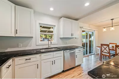 1126 8th Street, Wenatchee, WA 98801 - Photo 9