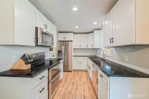 1126 Eighth St, Wenatchee, WA 98801 - Photo 7