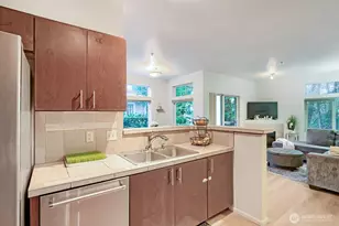 21082 40th Pl S, SeaTac, WA 98198 - Photo 9