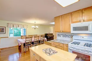 815 Evans Dr, Sedro Woolley, WA 98284 - Photo 9
