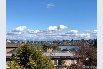 7111 Linden Avenue N #304, Seattle, WA 98103 - Photo 35